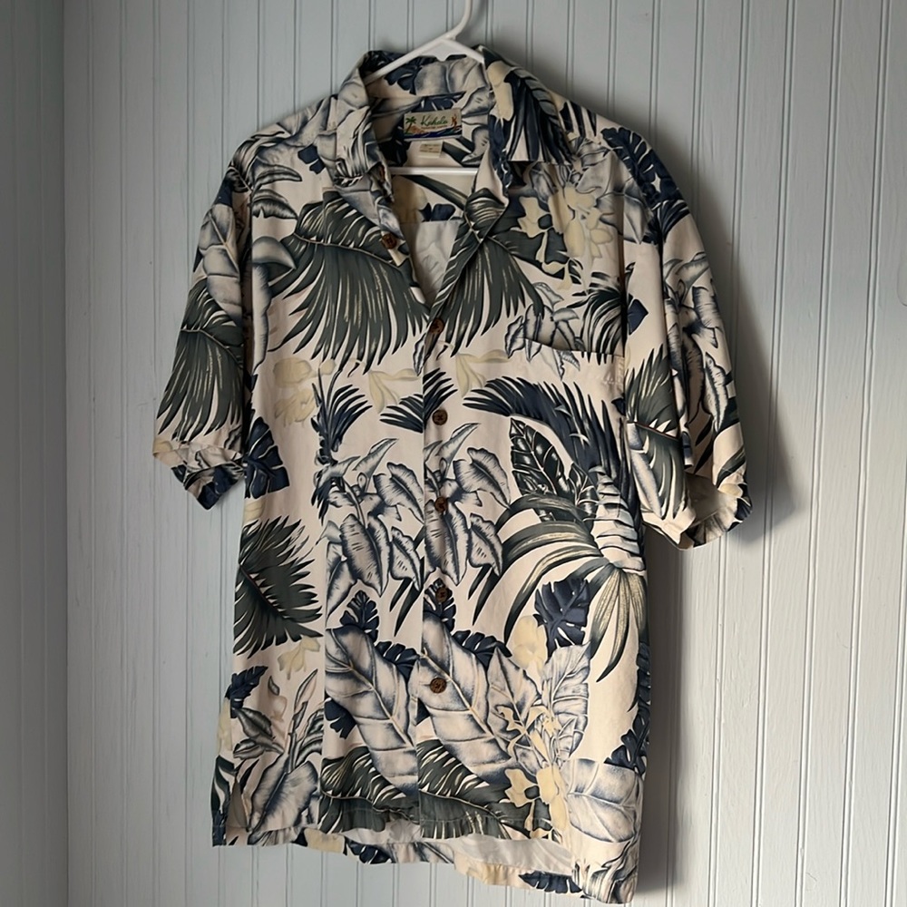 Kahala 100% Silk Hawaiian shirt with Botanical print size M